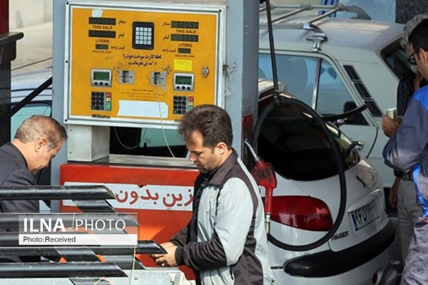 بنزین گران نمی‌شود/ تخصیص بنزین به خانوار بجای خودرو