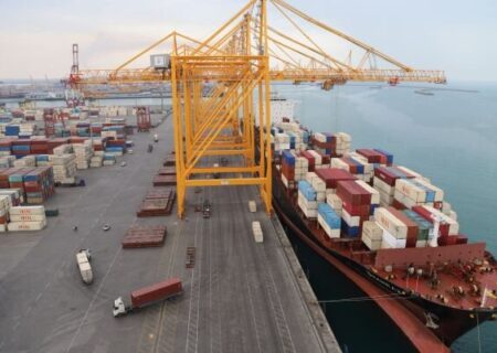 وزن اقلام صادراتی در نیمه نخست سال سه برابر واردات بود