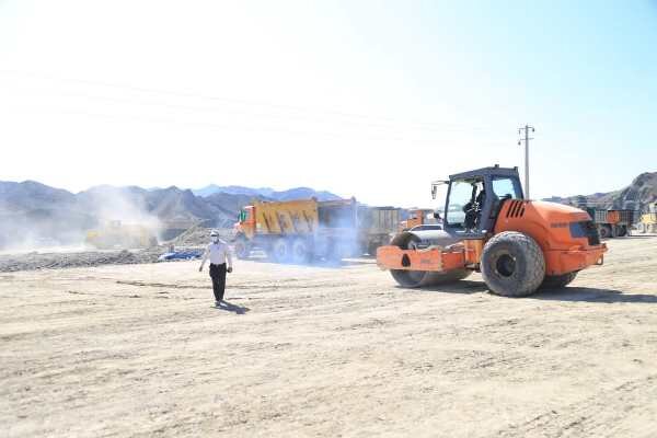 عملیات اجرایی جاده کهنو- دولت آباد بشاگرد آغاز شد