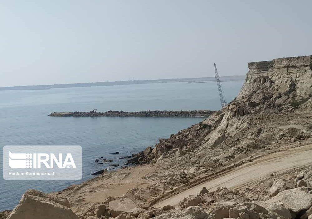 حریم دریای عمان با انجام گشت‌های تخصصی یگان بندرچابهار حفاظت می‌شود