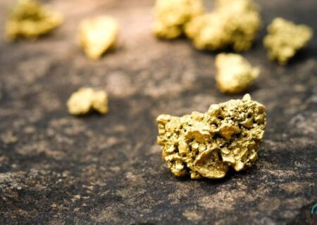 شناسایی ۷۲ تن ذخیره طلا طی ۶ سال گذشته در کشور