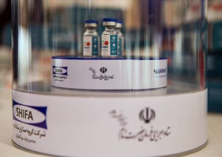 ۳۰۰ هزار دوز واکسن کوو ایران برکت تحویل وزارت بهداشت شد