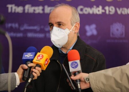 تحویل ۲۰۰ هزار دوز دیگر از واکسن کوو ایران برکت به وزارت بهداشت / مجموع واکسن‌های تحویلی به یک و نیم میلیون دوز رسید