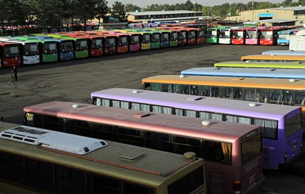 اتوبوس‌ها از دوشنبه اول آذر می‌توانند با ۱۰۰ درصد ظرفیت تردد کنند