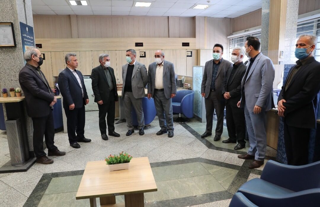 تاکید مدیران بانک ملی ایران بر لزوم توجه به درآمدهای ارزی بانک