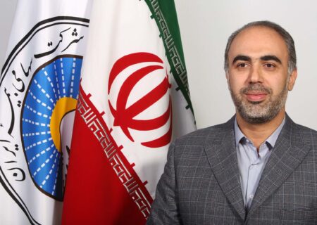 با حکم وزیر اقتصاد سید علیرضا سادات میر عضو هیات مدیره بیمه ایران شد