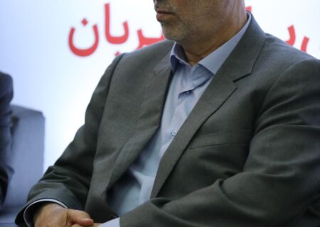 رییس کمیسیون صنایع و معادن مجلس:حمایت بانک صادرات ایران از نمایشگاه کتاب، حمایت از جامعه و خانواده‌هاست