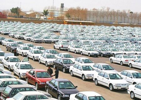 تعداد خودروهای مانده در پارکینگ‌ خودروسازان شهریور صفر می‌شود/تیبا، ساینا، سمند و ۴۰۵ از چرخه تولید خارج شدند
