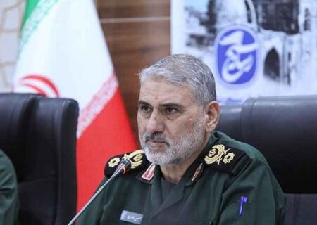 فرمانده سپاه حضرت ولی عصر (عج) در خوزستان گفت: بدون هیج مشکلی در فعالیت های نفتی و اقتصادی در مرزهای کشور در حال انجام است