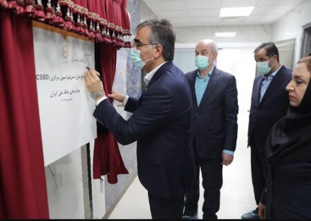 با حضور دکتر فرزین؛ بخش استریلیزاسیون مرکزی بیمارستان بانک ملی ایران افتتاح شد