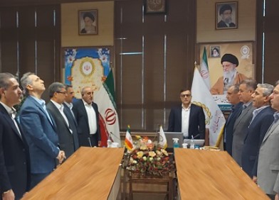 وضعیت نقدینگی ادارات امور شعب پنج گانه و شعب مستقل بانک در تهران بررسی شد