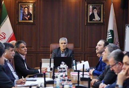 برگزاری جلسه فوق العاده هیات امنای موسسه صندوق رفاه و تامین آتیه کارکنان پست بانک ایران