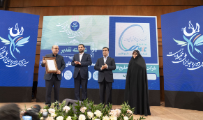 مبین انرژی خلیج‌فارس لوح شایسته تقدیر جایزه ملی محیط‌زیست را دریافت کرد