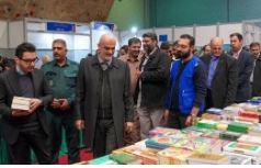 مدیرعامل شرکت ملی صنایع مس ایران از نمایشگاه کتاب مس سرچشمه بازدید کرد