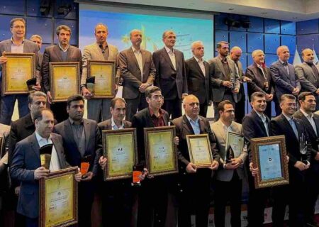 کسب جایزه سه ستاره تعالی سازمانی ایران توسط فولاد سنگان + فیلم