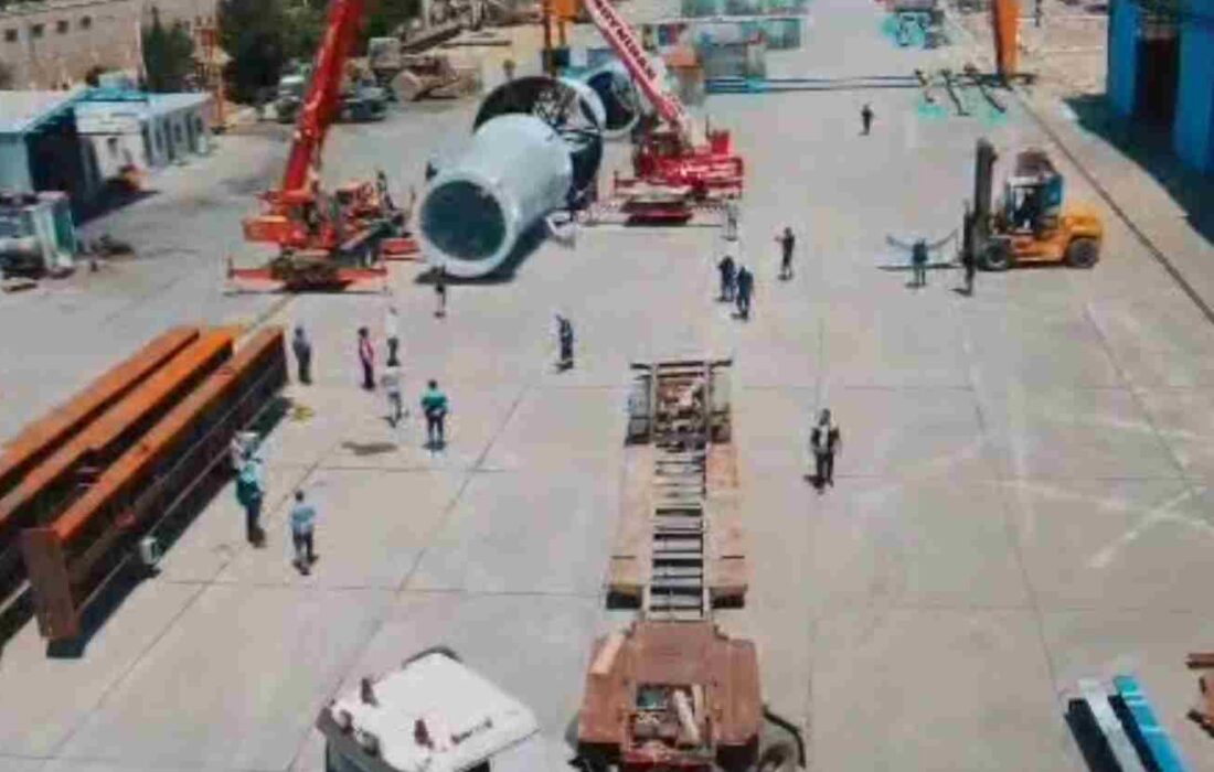 ویدئو تکمیل پروژه ساخت سازه ی Stack پروژه ساخت کارخانه آهن اسفنجی شرکت سنگ آهن‌مرکزی ایران و انتقال به شهرستان بافق