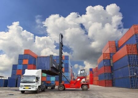 افزایشی شدن ارزش صادرات غیرنفتی و مبادلات تجاری در دولت سیزدهم (عملکرد ۳۲ ماهه)