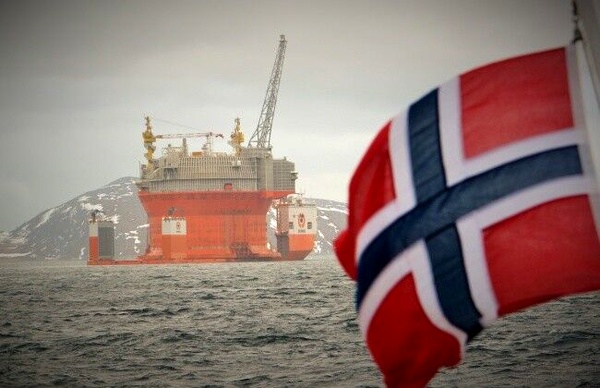 اکینور نروژ با وجود اعتصاب به تولید ادامه می‌دهد