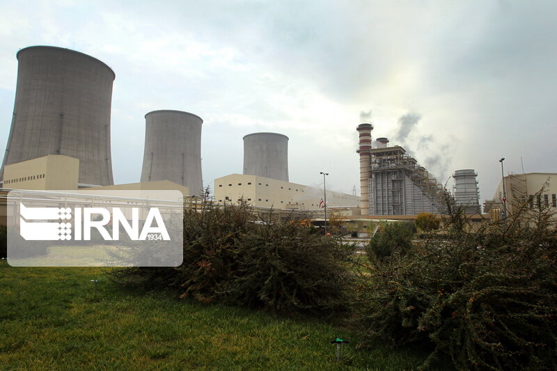نیروگاه‌های تهران مازوت نمی‌سوزانند/ مخازن پلمپ است