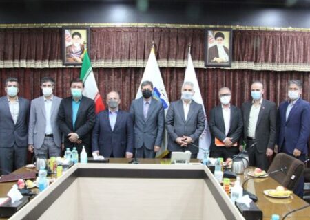 تفاهم‌نامه همکاری مشترک پست بانک ایران با سازمان شهرداری ها و دهیاری کشور امضا شد