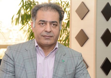 دکتر مرتضی اکبری: الکترونیکی شدن عملیات بانکی و قراردادهای تسهیلات ناگزیر است