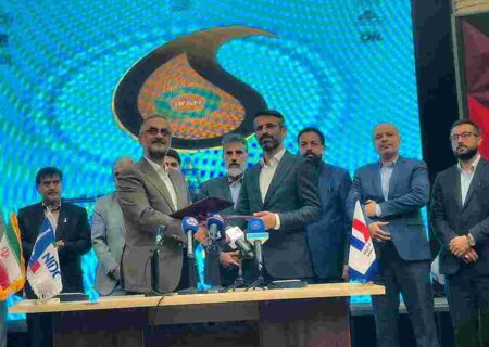 شرکت ملی حفاری ایران و سازمان منطقه آزاد اروند تفاهمنامه همکاری امضا کردند