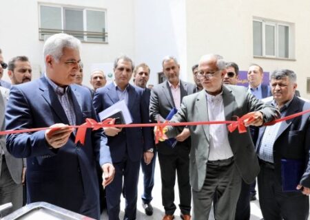 باجه بانکی پارک علم و فناوری با حضور مدیرعامل پست بانک ایران و رئیس پارک فناوری اطلاعات و ارتباطات افتتاح شد