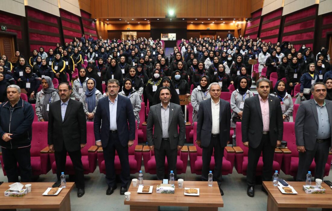افتتاحیه دومین دوره المپیاد ورزشی بانوان بانک ملی ایران برگزار شد