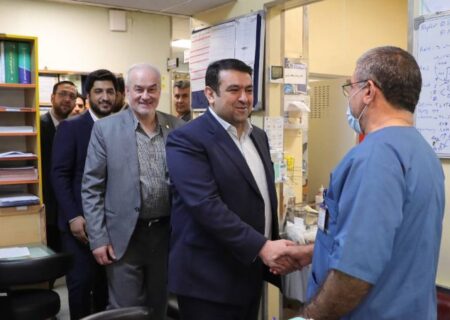 مدیرعامل بانک ملی ایران از بیمارستان بانک بازدید کرد