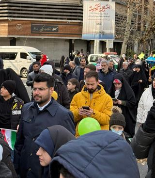 مدیرعامل پتروشیمی هنگام در حاشیه راهپیمایی ۲۲ بهمن: این انقلاب به پشتوانه جوانان پیروز شد و به پشتوانه جوانان، بالنده‌تر خواهد شد/ مرکز نوآوری صنعت اوره و آمونیاک تشکیل می‌شود