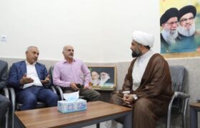 دیدار نوروزی مدیرعامل پتروشیمی بندر امام با ائمه جمعه و خانواده شهید جهاندیده