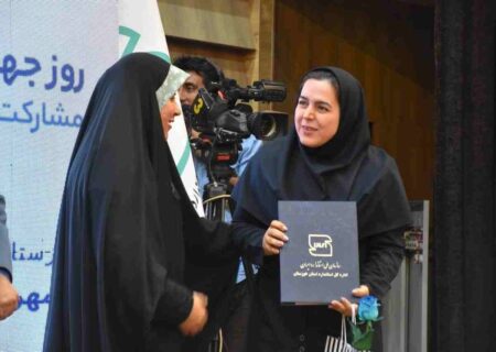 رییس برنامه‌ریزی و اجرای ممیزی شرکت فولاد خوزستان مورد تقدیر قرار گرفت