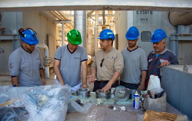 انجام تعمیرات اساسی تجهیزات هوای نواحی ۱ و ۲ شرکت فجر انرژی خلیج فارس