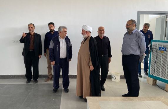 بازدید امام جمعه و سرپرست اداره صمت شهرستان شاهرود از مجتمع فولاد شاهرود به مناسبت روز صنعت و معدن